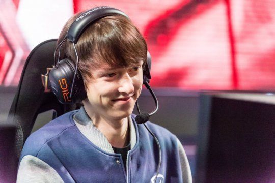 LOL官方战队实力排行榜第十周 OMG排名第四