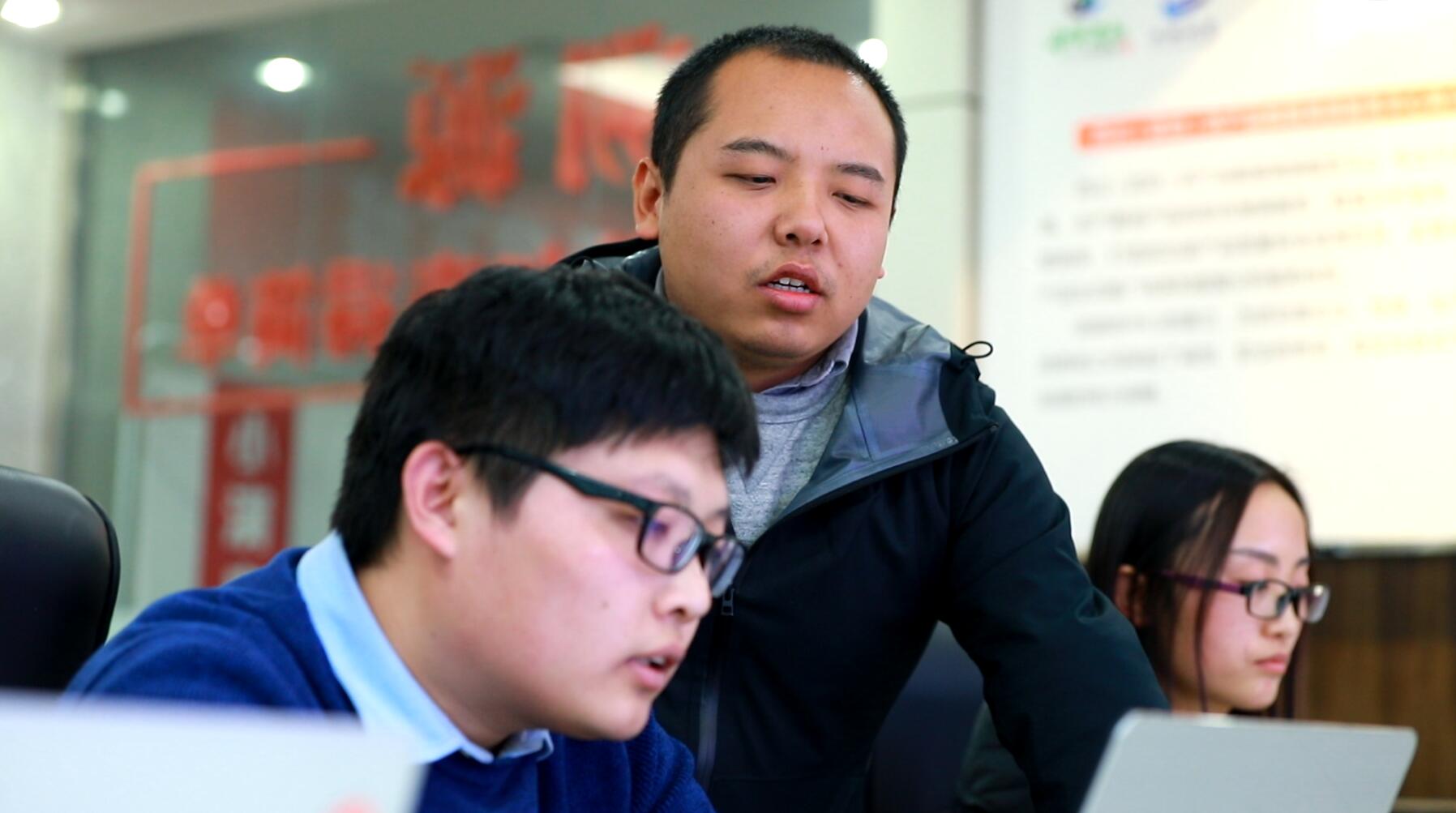 2017年7月，作为电商创业代表，张旺参加了第三届中国“互联网＋”大学生创新创业大赛“青年红色筑梦之旅”实践活动。而这次活动让张旺重新认识了“延安精神”。他认为，“延安精神”就是一种创业精神。