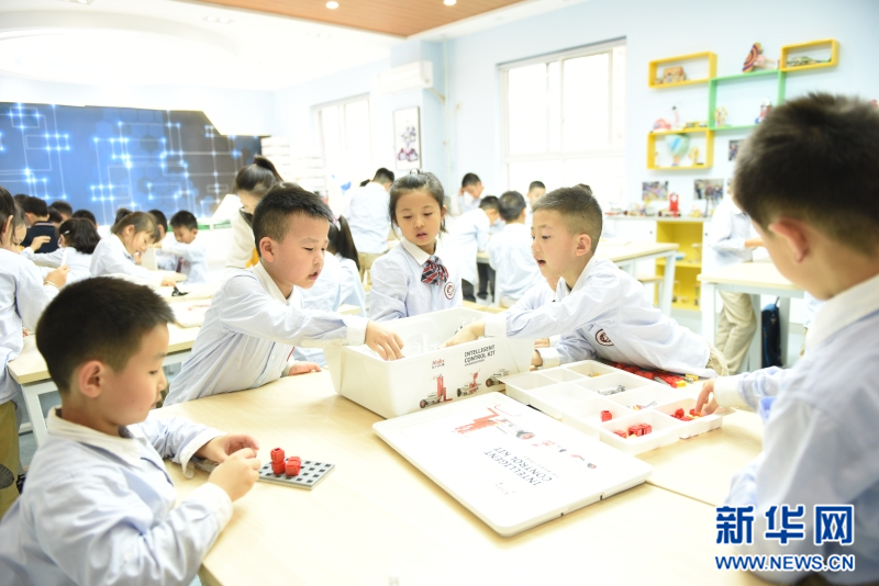“名校+”最关键的是人 名校长是学校的领头雁
