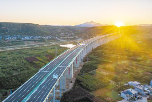 西安外环高速公路南段全线建成通车