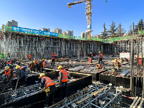 西安重点在建项目节后有序复工复产冲刺"开门红"