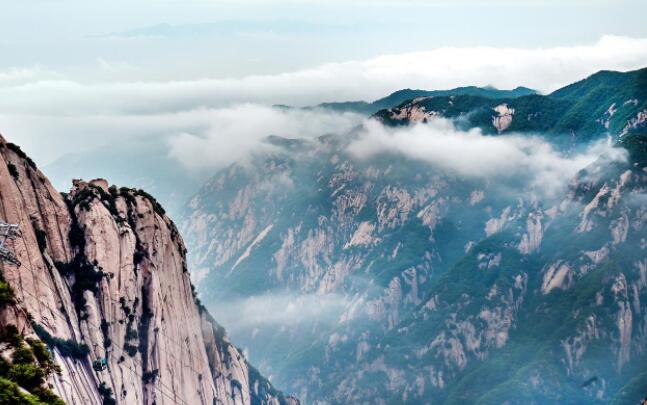 煙雨中的別樣華山