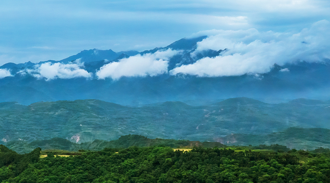 渭南臨渭區：雨後山色新