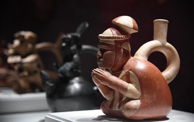 秘鲁精品文物在陕西历史博物馆展出